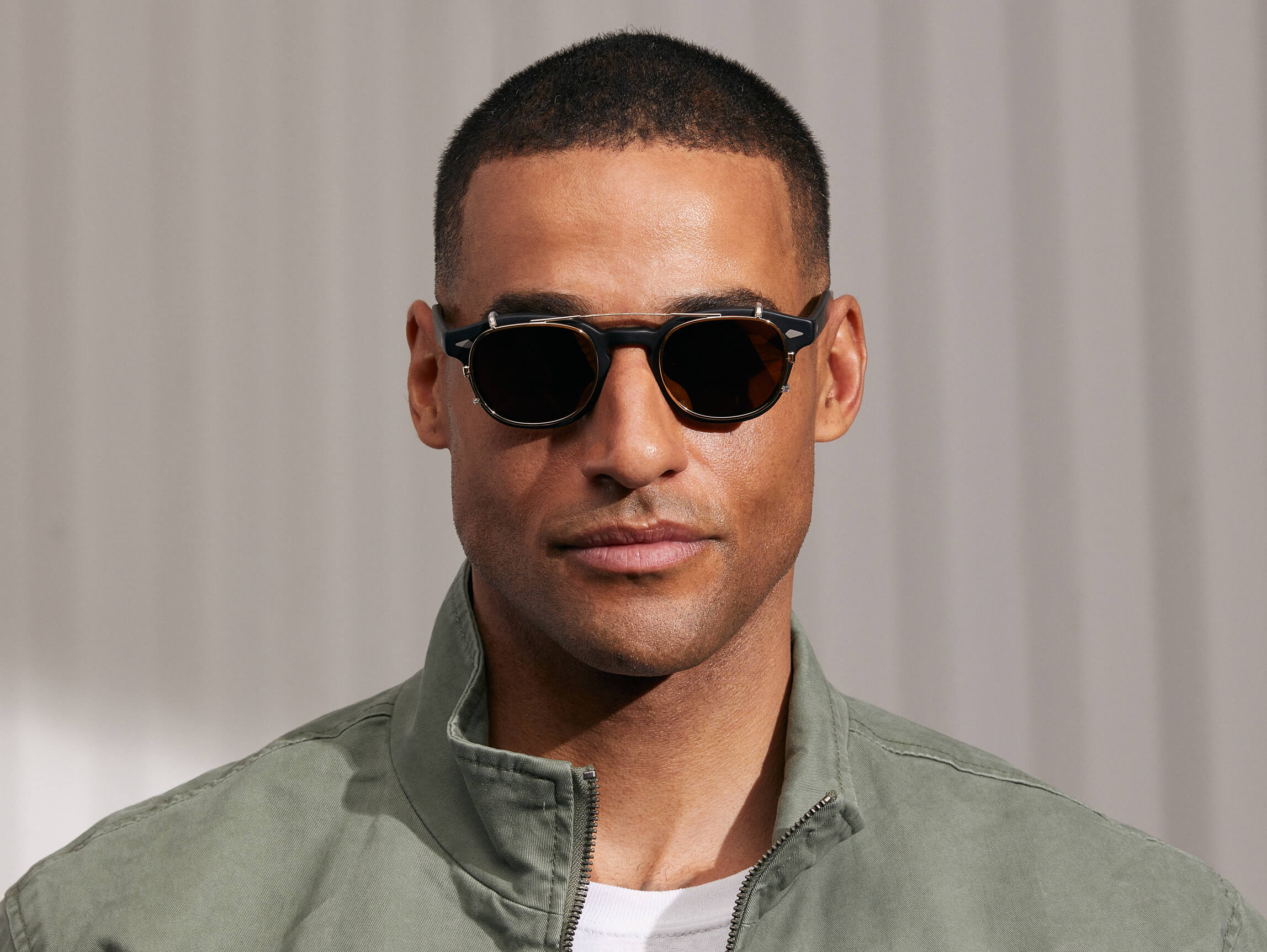 CLIPTOSH GOLD WITH MIRROR - Image 4