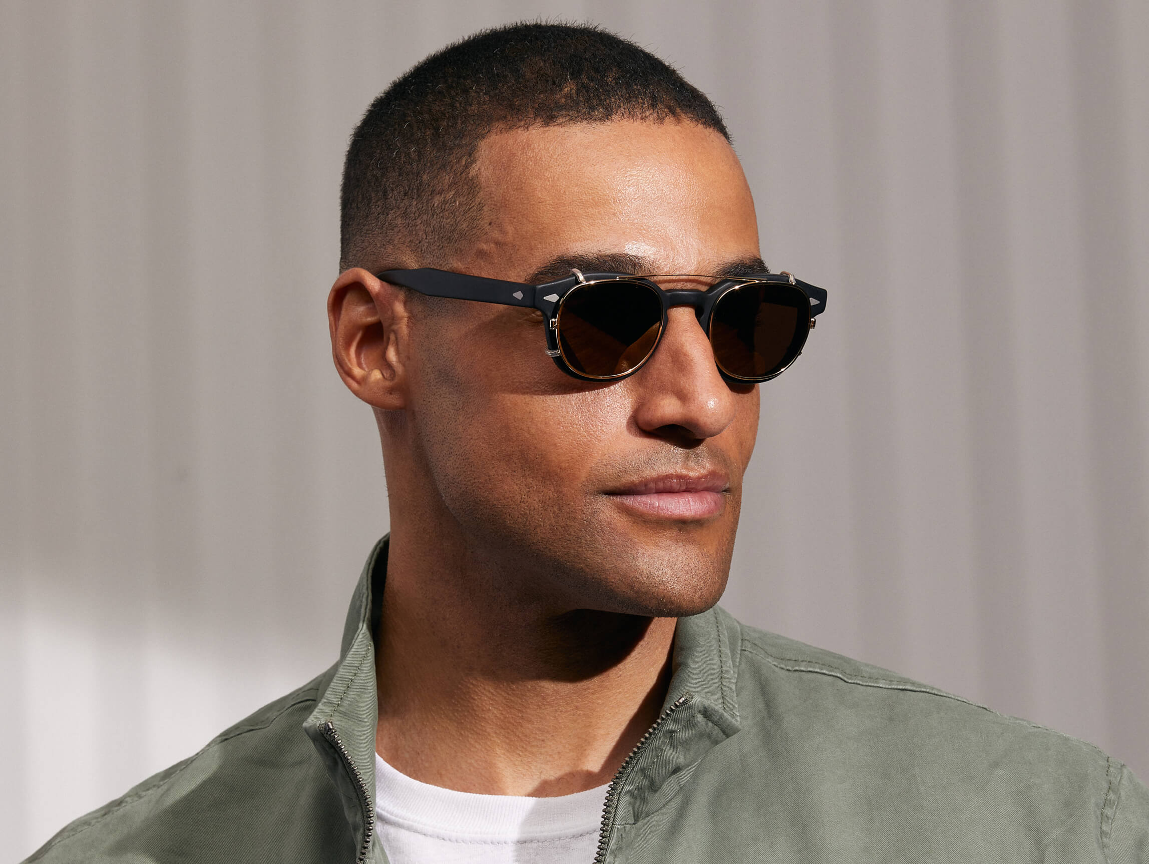 CLIPTOSH GOLD WITH MIRROR - Image 5