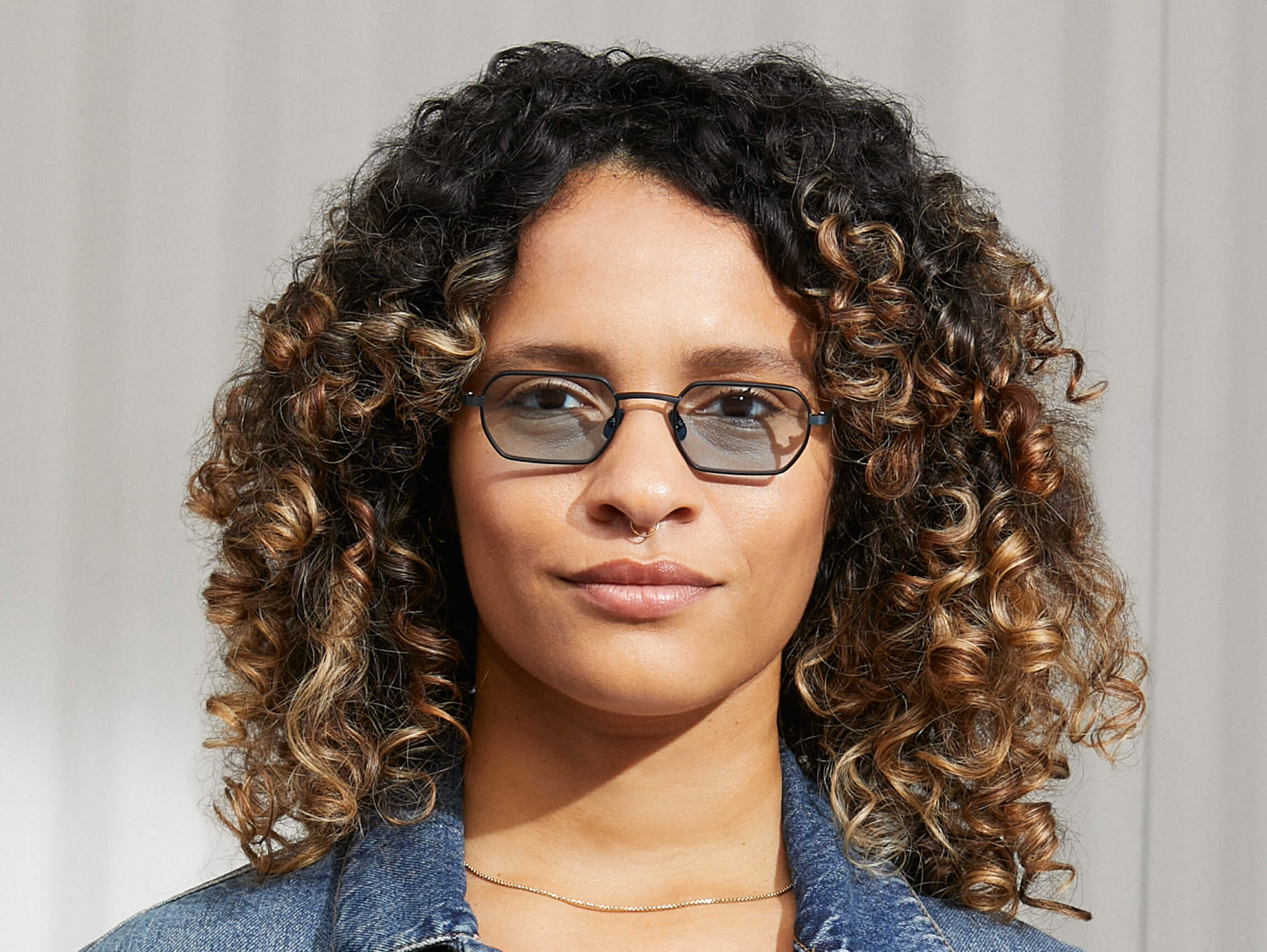 SHMOOZ SUN - Image 13